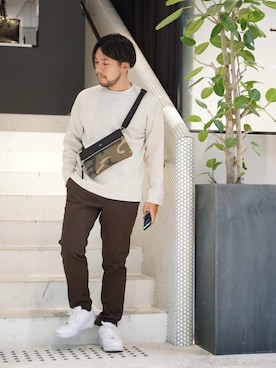 「DECADE（ディケイド）のアイテム（バッグ）」を使った、MURAさん（メンズ・171cm）の秋コーディネート