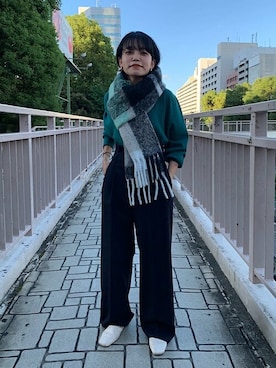 「SHIPS（シップス）のアイテム（マフラー）」を使った、中村さん（レディース・152cm）の秋コーディネート