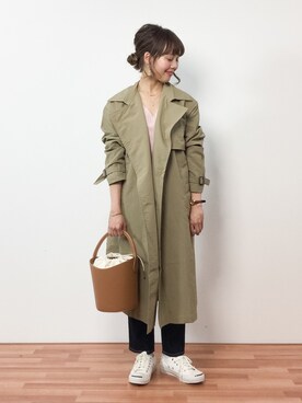 「ジャックパーセル」｜「アイテム（トレンチコート）」を使った、内山陽菜さん（レディース・149cm）の春コーディネート