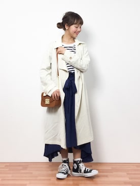 「Honeys（ハニーズ）のアイテム（トレンチコート）」を使った、内山陽菜さん（レディース・149cm）の春コーディネート