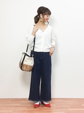 「WC（ダブル シー）のアイテム（デニムパンツ）」を使った、内山陽菜さん（レディース・149cm）の春コーディネート