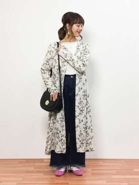 「WC（ダブル シー）のアイテム（デニムパンツ）」を使った、内山陽菜さん（レディース・149cm）の春コーディネート