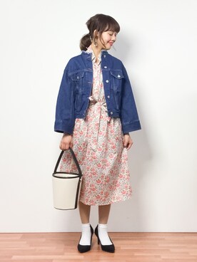「Spick & Span（スピックアンドスパン）のアイテム（ブルゾン）」を使った、内山陽菜さん（レディース・149cm）の春コーディネート