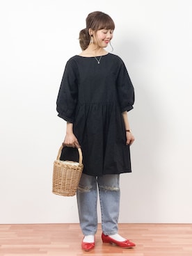 「バルーンスリーブ」｜内山陽菜さん（レディース・149cm）の春コーディネート