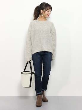 「クルーネックニット」｜内山陽菜さん（レディース・149cm）の冬コーディネート