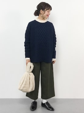 「クルーネックニット」｜内山陽菜さん（レディース・149cm）の冬コーディネート