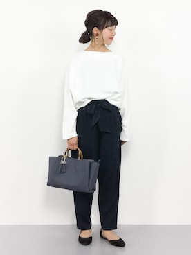 内山陽菜さんのコーディネート