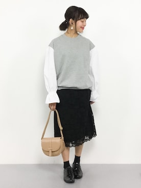 内山陽菜さんのコーディネート