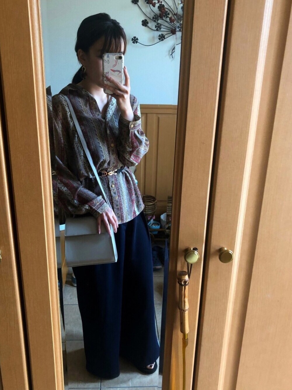 「古着、古着MIX、サンダル、ラクチンコーデ、プチプラ、GU、ウエストマーク、柄シャツ」｜「usedのアイテム（シャツ/ブラウス、その他）」を使った、macchan☆彡.。さん（レディース・157cm）の夏コーディネートの1枚目の写真
