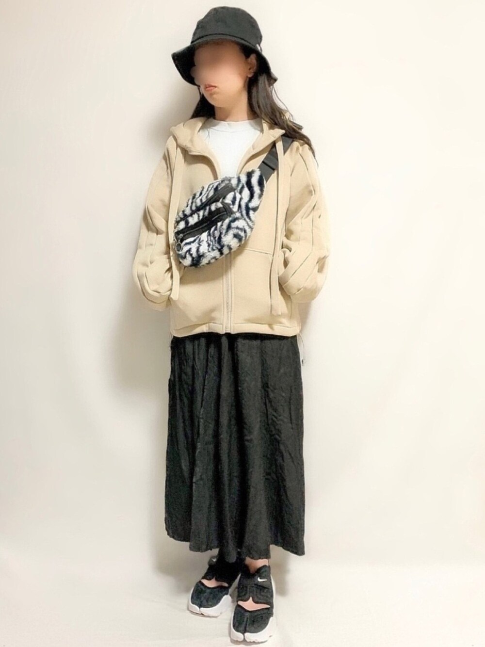 ãã«ãŒç³»ã®Tã·ã£ã/ã«ãããœãŒããã®ä»ã®ããã£ããã°/ãŠãšã¹ãããŒããããŒãžã¥ç³»ã®ããŒã«ãŒãççšããã¬ãã£ãŒã¹ã®å¬ã³ãŒãã£ããŒãã®1æç®ã®åç