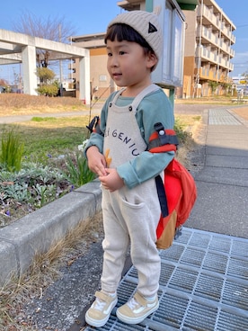 「apres les cours（アプレレクール）のアイテム（ニットキャップ/ビーニー）」を使った、Rioさん（キッズ・100cm）の冬コーディネート