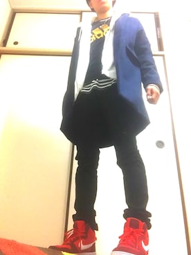 「SPINNS（スピンズ）のアイテム（ダウンジャケット/コート）」を使った、がみおさん（メンズ・171cm）の春コーディネート