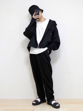 「ANDERSSON BELL（アンダースンベル）のアイテム」を使った、心さん（メンズ・164cm）の秋コーディネート