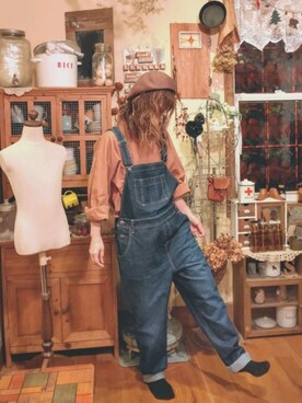 「アラフォーコーデ」｜「アイテム（オールインワン・サロペット）」を使った、しのさん（レディース・154cm）の秋コーディネート