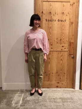 「coenスタッフスタイリング」｜「アイテム（パンプス）」を使った、coen 徳永さん（レディース・165cm）の春コーディネート