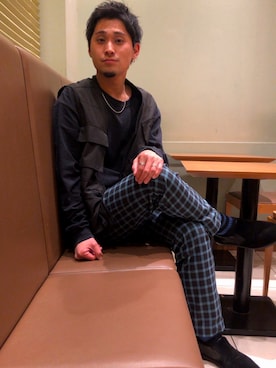 「アイテム（スリッポン）」を使った、Takuya 🐄さん（メンズ・174cm・20代）の春コーディネート