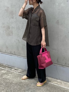 「IACUCCI（イアクッチ）のアイテム（ハンドバッグ）」を使った、hinakoさん（レディース・150cm）の夏コーディネート