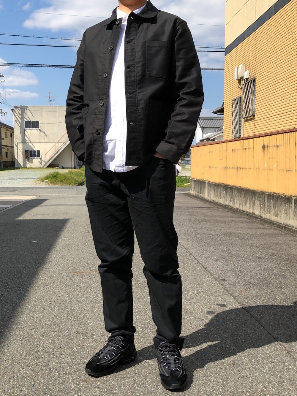 「CDGのアイテム（その他アウター、ブラック系）」を使った、僕の趣味Channelさん（メンズ・178cm）の春コーディネートの1枚目の写真