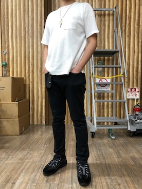 「Vivienne Westwood（ヴィヴィアンウエストウッド）のアイテム（キーケース/キーアクセサリー）」を使った、僕の趣味Channelさん（メンズ・178cm）の春コーディネート