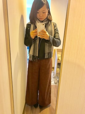 「リゾートスタイル」｜「アイテム（ライダースジャケット）」を使った、RiJyuさん（レディース・150cm）の冬コーディネート