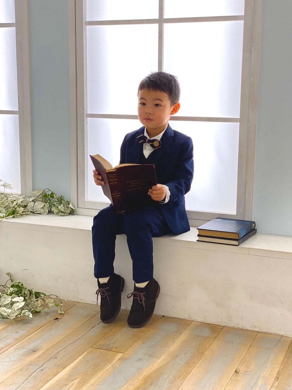 「七五三、男の子コーデ、フォーマル」｜「GO TO HOLLYWOODのアイテム（蝶ネクタイ、その他）」を使った、®️uiさん（キッズ・110cm）の冬コーディネートの1枚目の写真