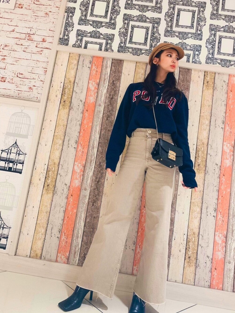 「ポロラルフローレン、スクエアトゥ」｜「POLO RALPH LAURENのアイテム（スウェット、ブルー系）」を使った、nonoさん（レディース・163cm）の春コーディネートの1枚目の写真