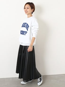 「journal standard L'essage（ジャーナルスタンダードレサージュ）の【RXMANCE /ロマンス】SPORTIF SWEATSHITS：スウェット◆（スウェット、ホワイト系）」を使った、nakamuraさん（レディース・158cm）の秋コーディネート