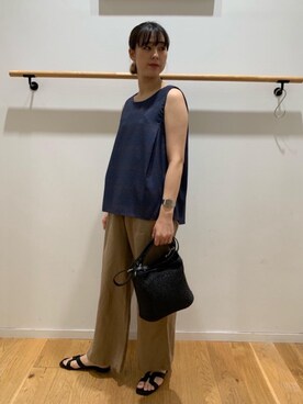 「LAURA DI MAGGIO（ローラディマッジオ）のアイテム」を使った、大山 栞さん（レディース・164cm）の夏コーディネート