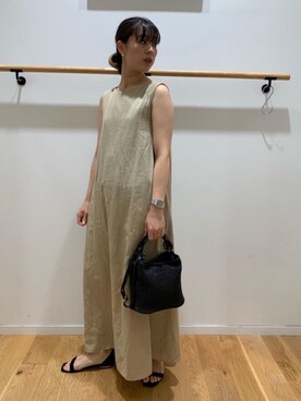 「LAURA DI MAGGIO（ローラディマッジオ）のアイテム」を使った、大山 栞さん（レディース・164cm）の夏コーディネート