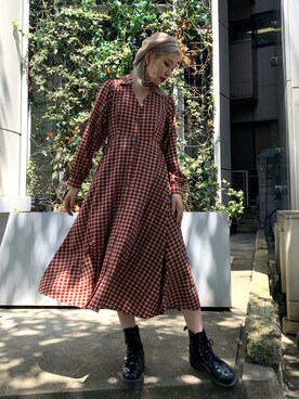 「レトロワンピース」｜「アイテム（ハンチング/ベレー帽）」を使った、DAIAさん（レディース・165cm）の秋コーディネート