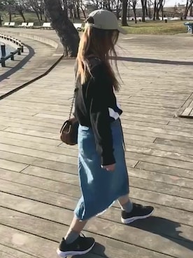 「AZUL（アズール）のアイテム（キャップ）」を使った、みっしぃさん（レディース・149cm）の春コーディネート