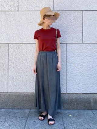 りょう Rivedroite淀屋橋オドナ ユニクロのtシャツ カットソーを使ったコーディネート Wear