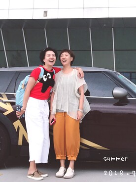 「アイテム（チノパンツ、オレンジ系）」を使った、優悠酱さん（レディース・159cm）の夏コーディネート