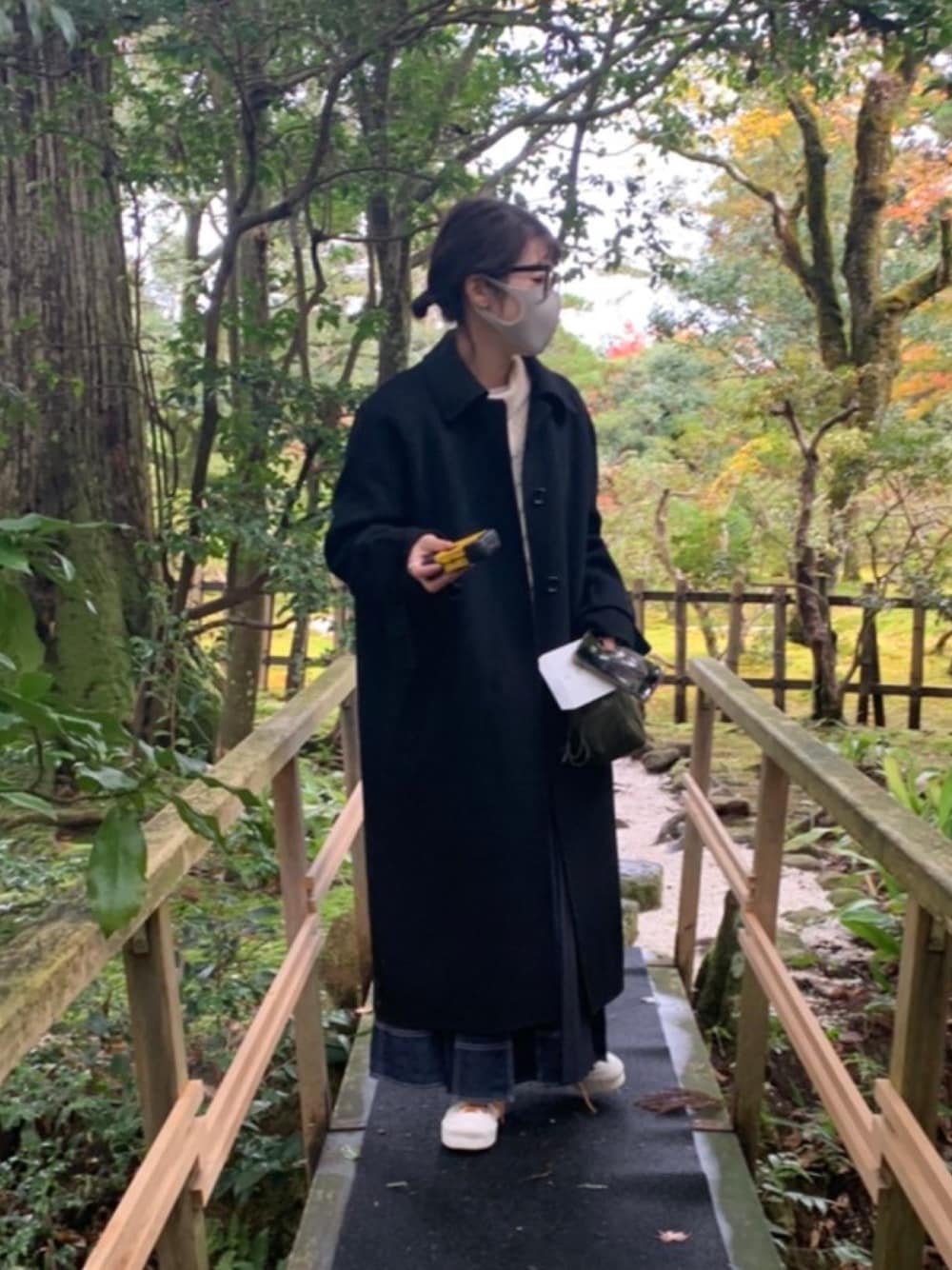 「紅葉、おしゃれさんと繋がりたい、きれいめカジュアル、北陸、Gotoトラベルキャンペーン、フユコーデ」｜「LE CIEL BLEUのアイテム（ジャケット/アウター、ブラック系）」を使った、くーさん（レディース・156cm）の秋コーディネートの1枚目の写真