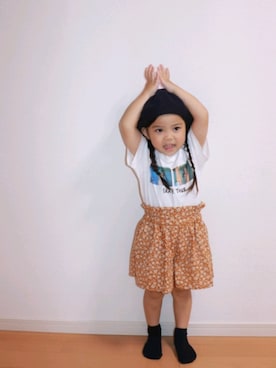 「GU（ジーユー）のアイテム（Tシャツ/カットソー、ホワイト系）」を使った、aonanaさん（キッズ・110cm）の夏コーディネート