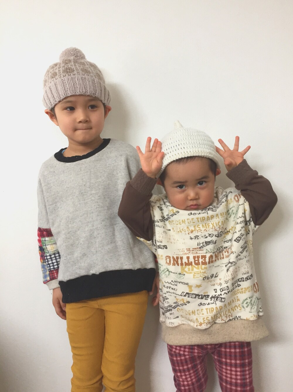 「ハンドメイド、てづくり」｜「UNIQLOのアイテム（パンツ、レッド系）」を使った、みぃさん（キッズ・110cm）の春コーディネートの1枚目の写真