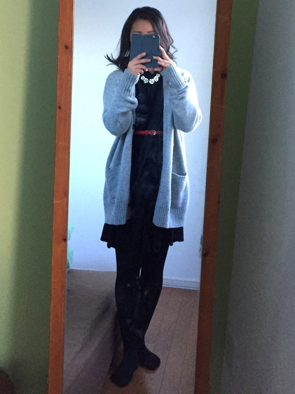 「PEACH JOHNのアイテム（ワンピース、ブラック系）」を使った、みぃさん（レディース・158cm）の春コーディネートの1枚目の写真