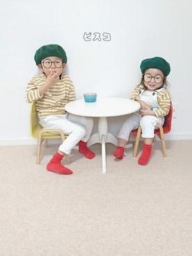 「ホワイトパンツ」｜「アイテム（サロペット/オーバーオール）」を使った、ピスコ☆兄妹さん（キッズ・80cm）の春コーディネート