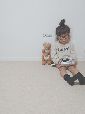 「22j _ boutique のアイテム（スウェット、パープル系）」を使った、ピスコ☆兄妹さん（キッズ・100cm）の秋コーディネート