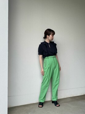 「UNITED TOKYO（ユナイテッドトウキョウ）のダブルラッフルブラウス（シャツ/ブラウス、ブラック系）」を使った、Haruka Kimura 🕊さん（レディース・155cm）の夏コーディネート