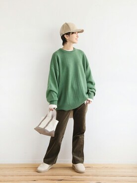 「クルーネックニット」｜「アイテム（スリッポン）」を使った、Makkieさん（レディース・158cm）の秋コーディネート