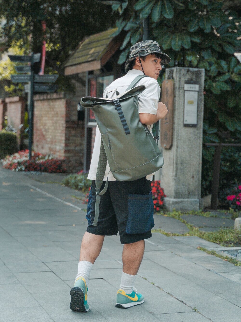 「ootd、春コーデ、春、夏コーデ、夏、streetstyle、Need How、NIKE、GASTONLUGA、vintage」｜「Need Howのアイテム（キャップ、グリーン系）」を使った、鄭騰紘さん（メンズ・172cm）の春コーディネートの1枚目の写真