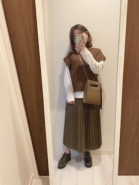 「chocomee（チョコミー）のアイテム（ベスト）」を使った、shiorinさん（レディース・148cm）の秋コーディネート