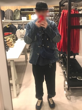 「アイテム（ネックレス、ブルー系）」を使った、でぶっちょまんさん（メンズ・177cm）の冬コーディネート