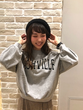「earth music&ecology（アースミュージックアンドエコロジー）のアイテム（ハット）」を使った、やぎみさきさん（レディース・153cm）の秋コーディネート