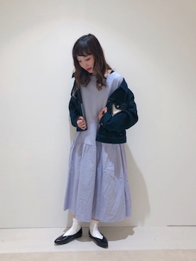 「earth music&ecology（アースミュージックアンドエコロジー）のORiental TRaffic Vカットパンプス（パンプス）」を使った、やぎみさきさん（レディース・153cm）の冬コーディネート