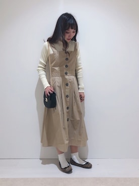 「earth music&ecology（アースミュージックアンドエコロジー）のアイテム（ジャンパースカート）」を使った、やぎみさきさん（レディース・153cm）の冬コーディネート