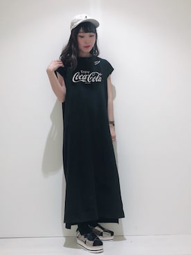 「コカコーラ コラボ」｜やぎみさきさん（レディース・153cm）の春コーディネート