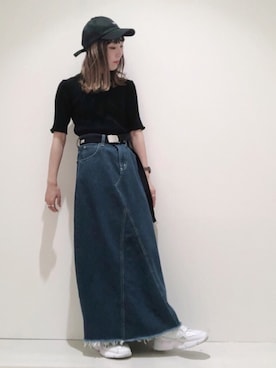 「Lee（リー）の【LEE×earth】 ベルト付きロングスカート 〇（デニムスカート）」を使った、やぎみさきさん（レディース・153cm）の春コーディネート