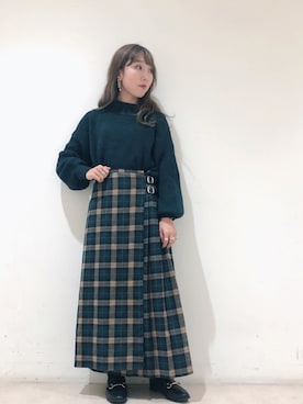 「earth music&ecology（アースミュージックアンドエコロジー）のORiental TRaffic ビットローファー（ローファー）」を使った、やぎみさきさん（レディース・153cm）の秋コーディネート